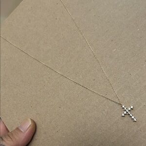 Elegant Gold Cross Pendant Necklace